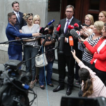 Vucic in front of Patriarchate: I wish Kosovo Serbs a nice weekend, weeks and months. Pogrom, Storm and Flash never again Predsednik Srbije pred patrijaršijom u Beogradu