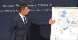 Djuric izneo geografsku kartu