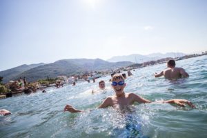 Gujon sa decom sa KiM-a u Tivtu