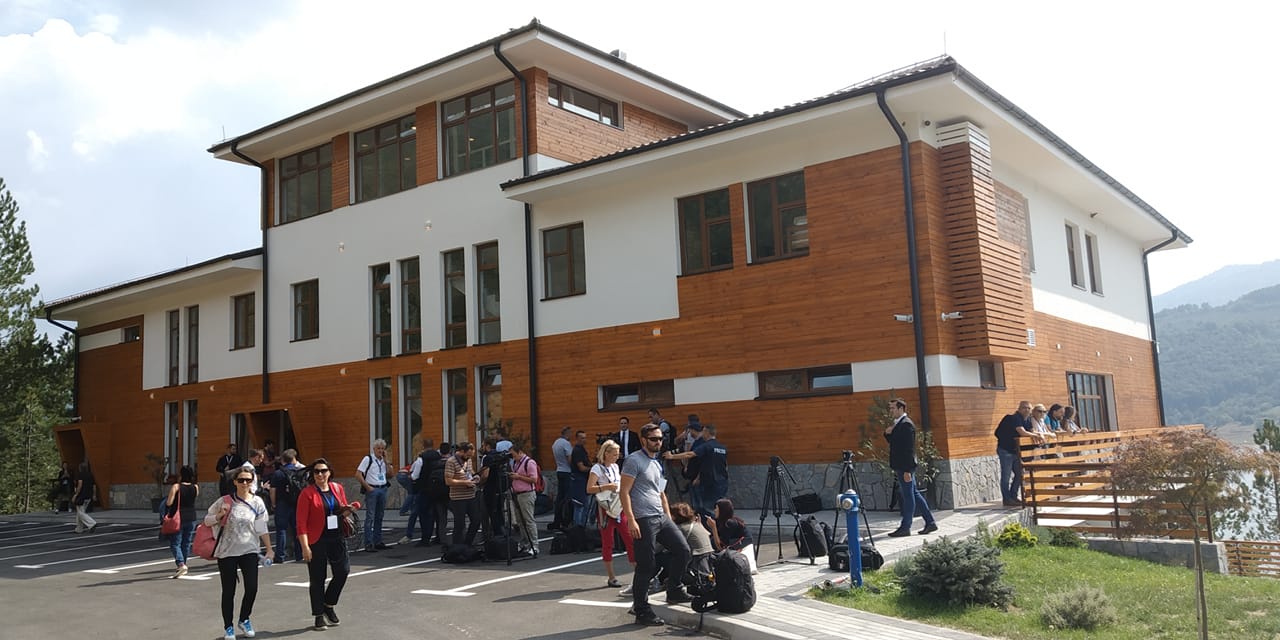 Kosovo Police Assist Ibar-Lepenac in Taking Over Red Cross Building at Gazivode Lake; Serbia Decries “Attack on Serbian Existence”