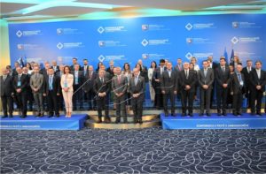 Kosovska vlada i diplomate