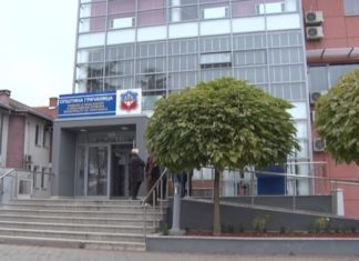 UNS: Opština Gračanica da prestane da bira medije koje zove na događaje Opština Gračanica