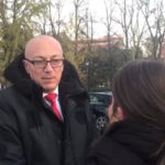 Simić na pitanja o kolegi Radoičiću: Samo da ne skrećemo temu sa taksi! Ugroženi životi 100.000 Srba!