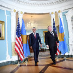 Tači i Pompeo: Istorijski trenutak za dogovor sa Srbijom; Kosovo da ukine takse Hašim Tači i Majk Pompeo