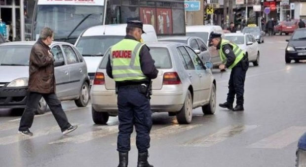 Policija skida tablice u Ropotovu