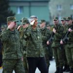 Basuener: Kosovska vojska, paravan za dogovor Vučića i Tačija Hašim Tači na smotri KBS