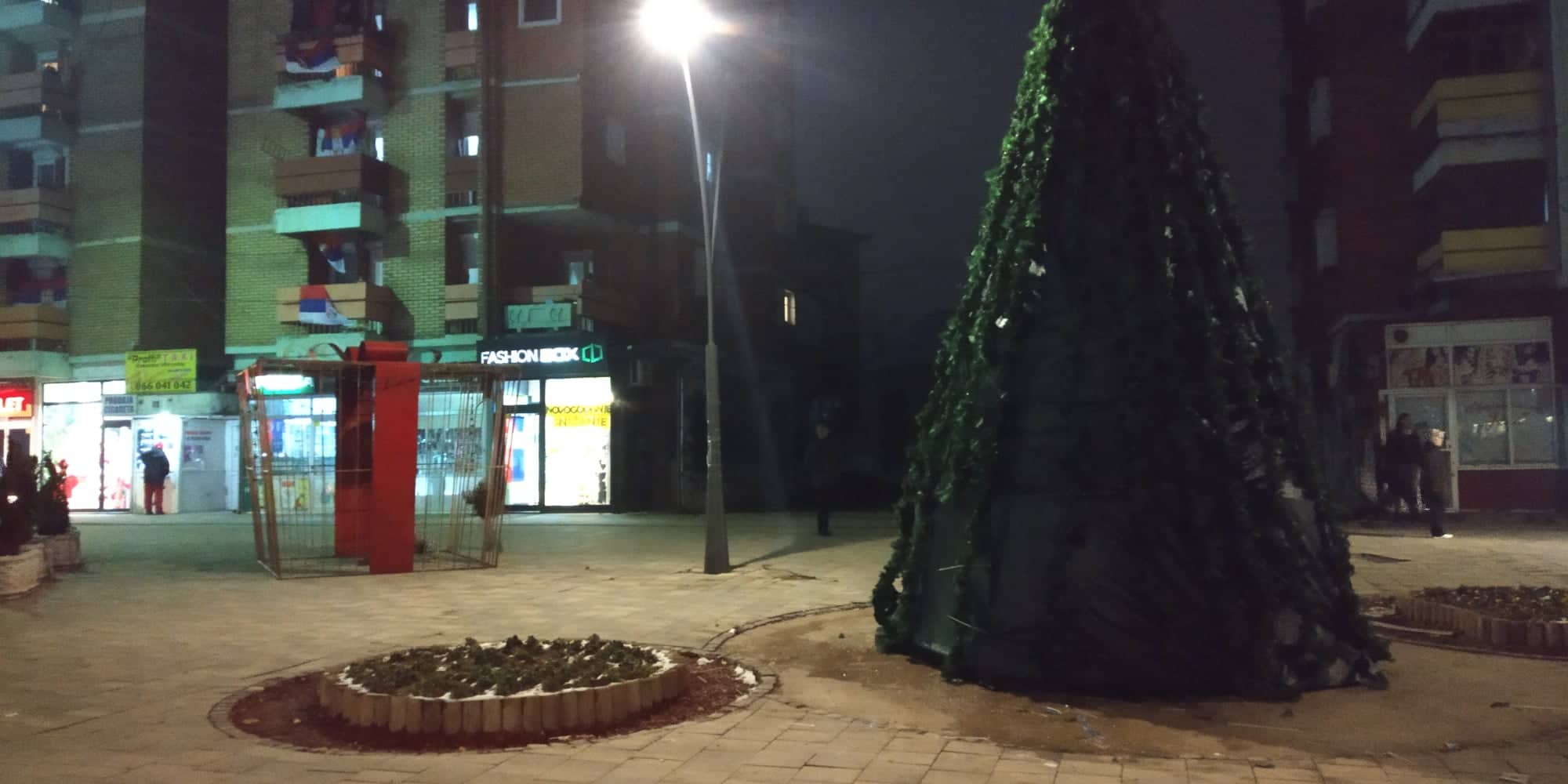 Novogodišnji ulični ukrasi