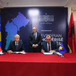 Haradinaj: „Granica Kosova prema Albaniji ne postoji“; Đurić: „Prava, velikoalbanska priroda režima u Prištini“ Haradinaj potpisivanje sporazuma o zajedničkim prelazima
