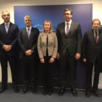 Lideri Zapadnog Balkana danas kod Mogerini, Vučić se nada skorom ukidanju taksi Denis Zvizdić, Milo Đuknović, Hašim Tači, Federika Mogerni, Aleksandar Vučić, Johanes Han i Zoran Zaev na današnjem neformalnom sastanku