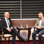 Eide sa Jevtićem: Odustati od jednostranih poteza, dijalog nema alternativu ‚Jevtić i Kai Eide