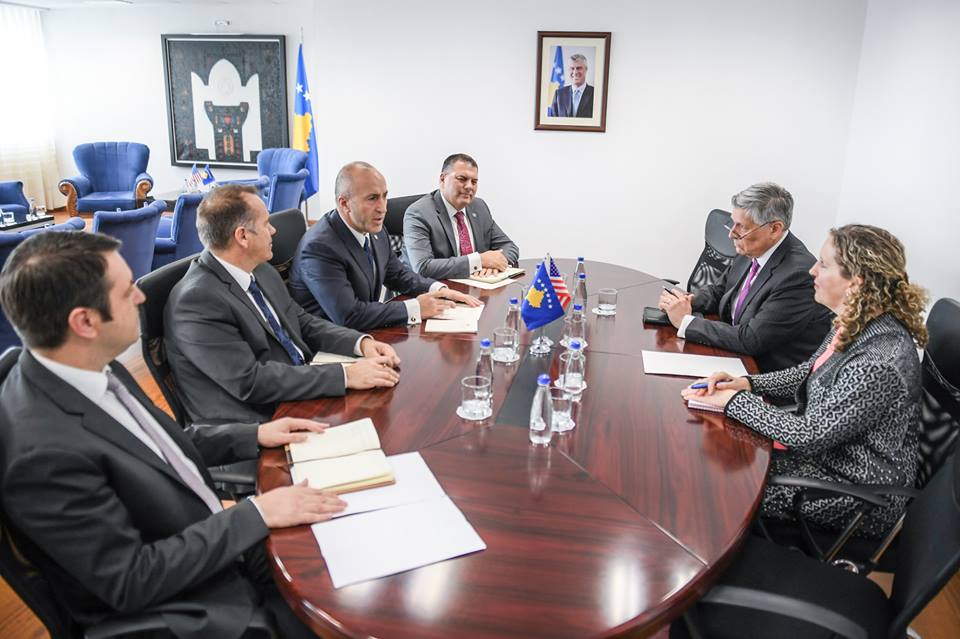 Ramuš HAradinaj Filip Kosnet