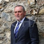 Suroi: Uzurpirana nezavisnost Veton Suroi