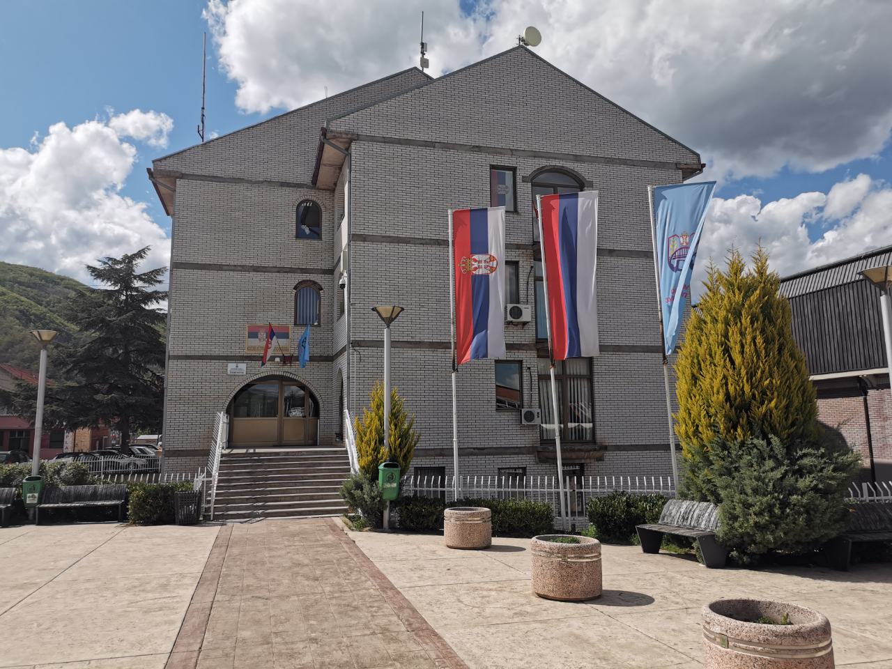 Zgrada opštine Zubin Potok