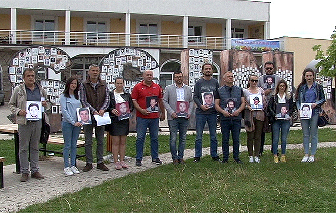 Novinari na skupu u Gračanici