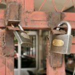 Građani Severne Mitrovice: Trikovi Beograda i Prištine (Audio) katanci