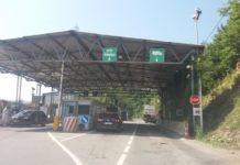 Udario policajca na Brnjaku, pa pobegao u Srbiju, lice „interesantno policiji“ Prelaz Brnjak granica