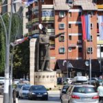 Građani Mitrovice o situaciji: Ovo je za nenormalnog čoveka ludo a ne za normalnog Knez Lazar Spomenik Mitrovica