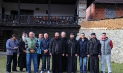 decani vinarija traktor