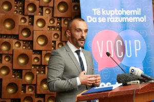 poverenik za jezike