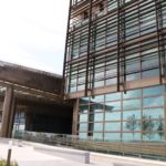 Albanian historians from Decani urge the US to officially recognize that Serbia committed genocide in Kosovo in 1999 Američka ambasada umetničko delo
