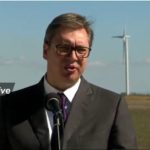 Vučić o transparentu „Trampovo jezero“: Srbi sa KiM vole Trampa, sami ga pravili i postavili