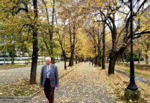 Danas jednokratna pomoć penzionerima: 20.000, 27.500 ili 35.000 dinara, krajem meseca još 6.000 Penzioneri Park šetnja Penzija