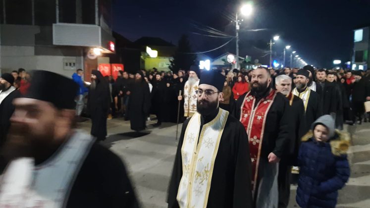 Gračanica &Scaron;etnja podr&scaron;ke Srpskoj pravoslavnoj crkvi i vernicima u Crnoj Gori
