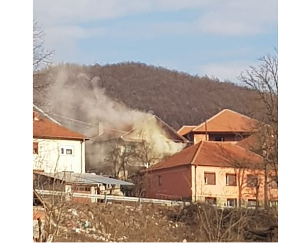Požar u Leposaviću
