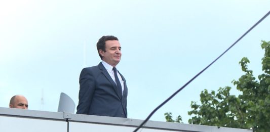 Kurti razgovarao sa ruskim komičarom, misleći da je predsednik Letonije Aljbin Kurti