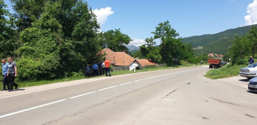 Saobraćajna nezgoda u Le&scaron;ku