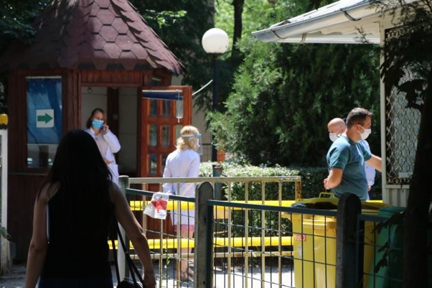 Kosovska Mitrovica, dan posle novih mera/30. 06.