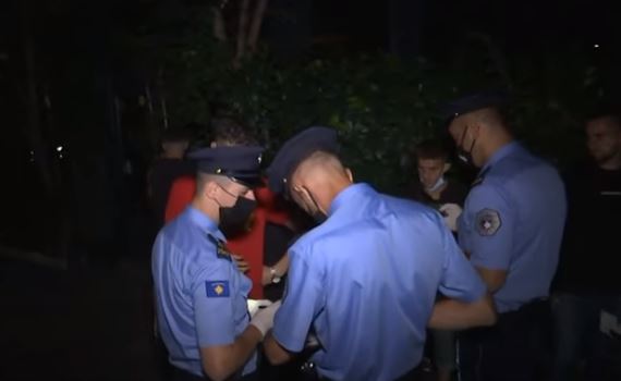 policija