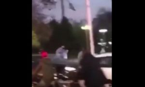 policija đakovica nož
