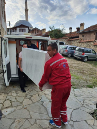 Humanitarna akcija Eparhije diseldorfske i nemačke &ndash; opremanje ambulante pri Bogosloviji Sv. Kirila i Metodija u Prizrenu