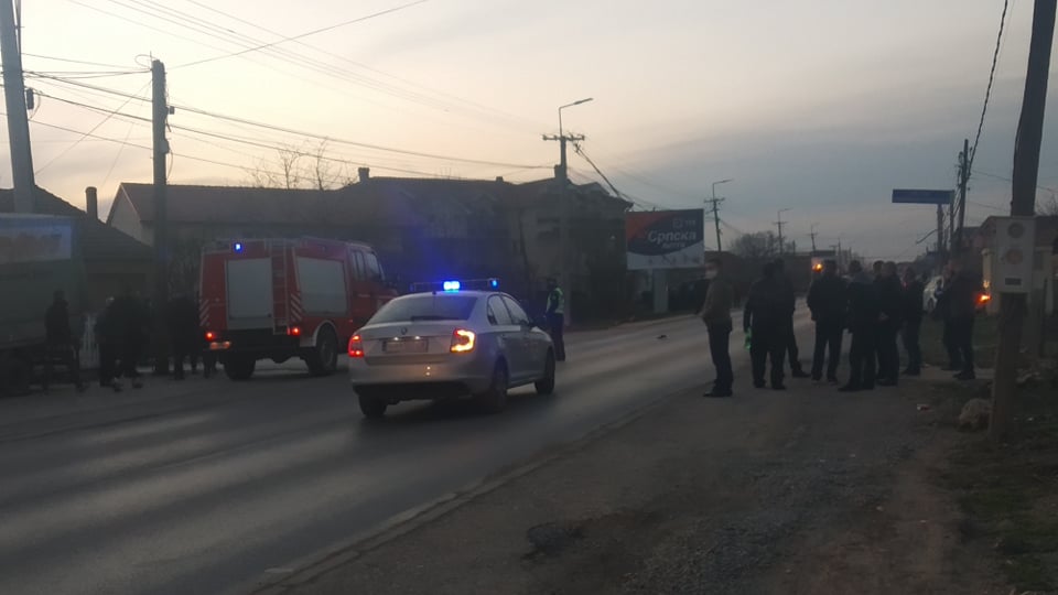 Dva saobraćajna udesa u opštinama Istok i Klina – devet osoba povređeno