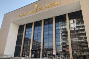Jednomesečni pritvor osumnjičenima za umešanost u ubistvo policajca Osnovni sud u Uroševcu