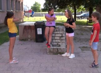 Kako provode letnji raspust deca u Metohiji