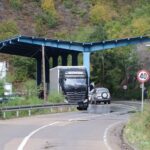 Kancelarija za KiM: Nalepnice od ponedeljka, rad na prelazima do tada obustavljen za saobraćaj Jarinje prelaz