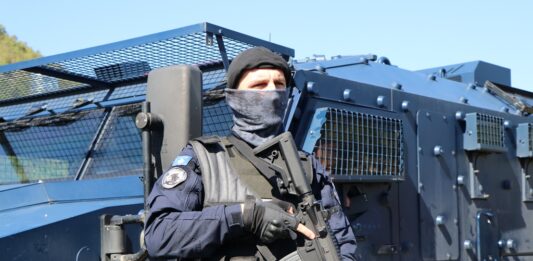 Jarinje barikade Specijalci Specijalne jedinice