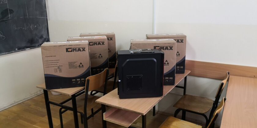 Dodela računarske opreme Gimnaziji