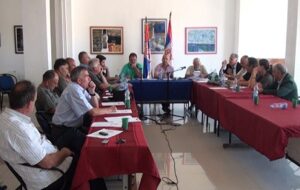 Članovi SNF-a na sastanku u Gračanici