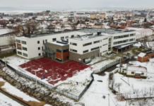 Zgrada novog Srednjoškolskog centra u Lapljem Selu