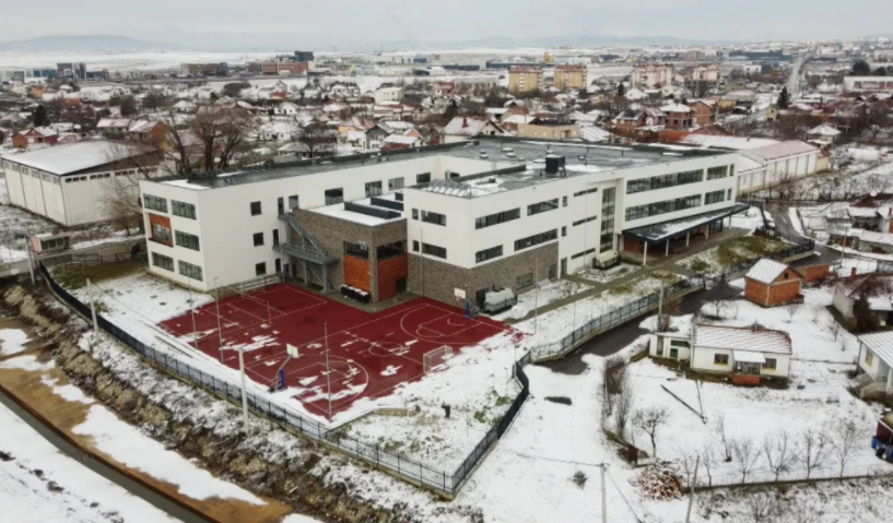 Zgrada novog Srednjoškolskog centra u Lapljem Selu