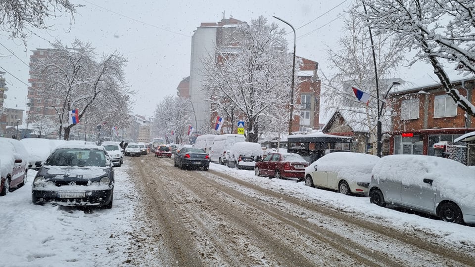 Putevi Srbije upozorili vozače na poledicu, posebno ujutru i uveče