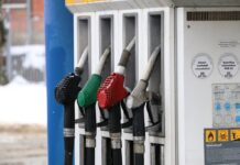 Poskupeli i dizel i benzin na Kosovu Gorivo nafta pumpa