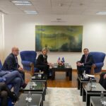 Američka zvaničnica posle posete: Podrška suverenitetu Kosova i KBS da nastavi reforme