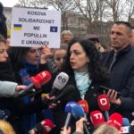 U Prištini održan marš solidarnosti sa Ukrajinom, Osmani ponovo o Srbiji