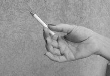 Broj učenika pušača na Kosovu utrostručen od 2016. godine cigareta pušenje