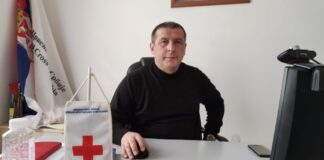 sekretar Crvenog Krsta Kosovske Mitrovice Saša Nikolić