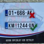 U K.Mitrovici jutros na automobilima građana osvanula nova poruka – „Nema predaje, KM ostaje!“